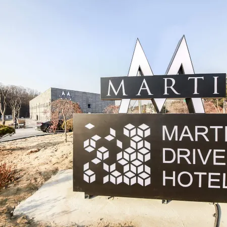 Boeun Malti Self Check-in Motel Отели рядом с достопримечательностью «Храм Попчуса»