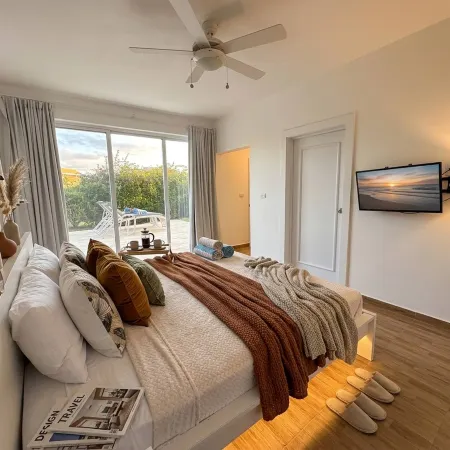 Cozy 2BR Villa in Ocean Village