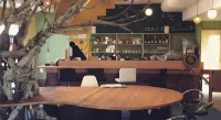 Guest House & Cafe Ohana - Quầy Bar