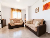 Apt  Near Center & Port
