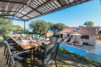 Villa Taxiarchis by Corfuescapes
