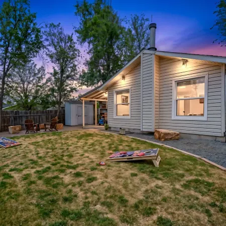 Oak Haus Group Stay w/ Fenced Yard & Game Room