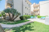 Apartamentos Massol