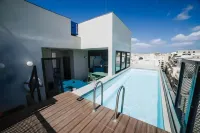 Eleven by Warren Collection - Pools
