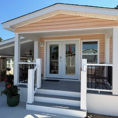 Family-Friendly Cottage Minutes from the Beach. Dogs Welcomed- Additional Fee.