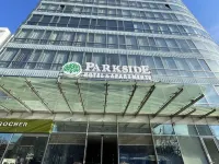 Parkside Hotel & Apartments Hotels near Fountain Square