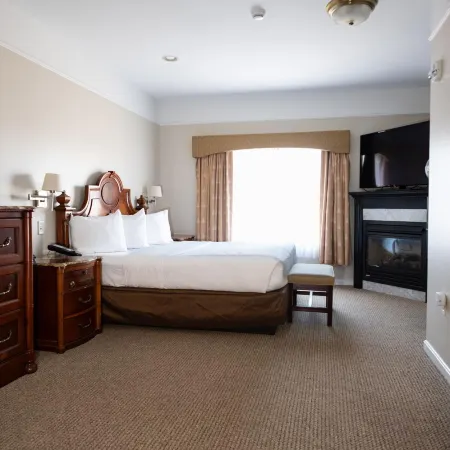 Senator Inn & Spa