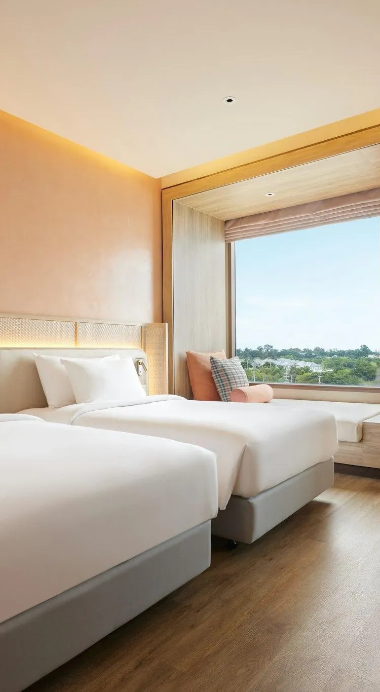 ห้องพรีเมียมดีลักซ์ วิวสระว่ายน้ำ เตียงคู่ 2 เตียง