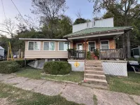 Great Cabin on Osage River in Tuscumbia, MO