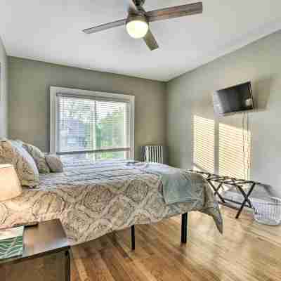 Elegant Detroit Home w/ Yard ~ 5 Mi to Dtwn! Rooms