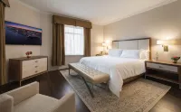 The Lord Nelson Hotel & Suites