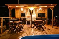 Chalé com Jacuzzi e Vista Mar - PLH007 - Wifi