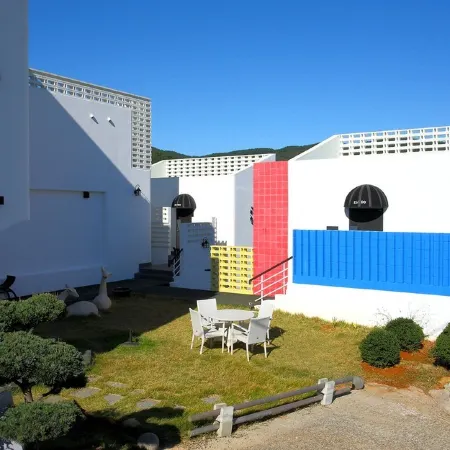 Namhae Elnido Pension
