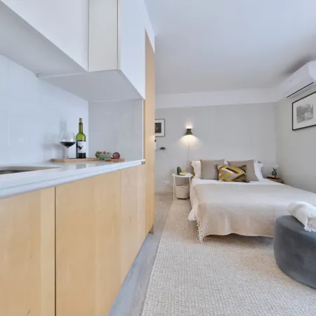 Art Home Apartments