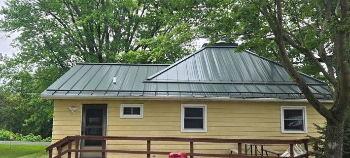 Hillsboro Driftless Guesthouse is cozy and ready for you! Hotels in Vernon County