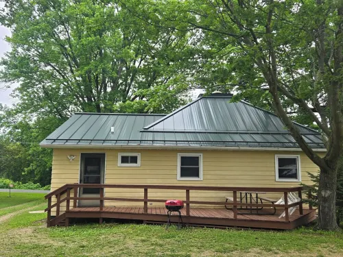 Hillsboro Driftless Guesthouse is cozy and ready for you! - 3 stjerner