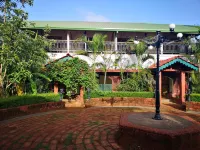 Chira Meadows Ecoresort, Dapoli - Boutique