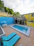 Barefoot Apartments - Kolam Renang