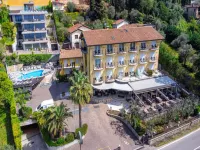 Hotel Galvani - Airport Shuttle
