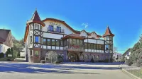 Hotel Rebstock - วิวภูเขา