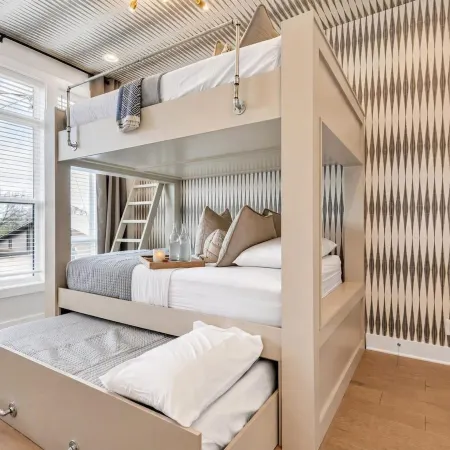 2 Rooftop Homes - Sleeps 24 - Near Geodis Park