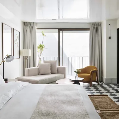 Hotel Dama Hotels near Plaza Condesa