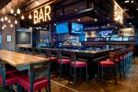 Courtyard Detroit Downtown - bar