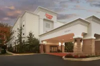 Hampton Inn & Suites Cleveland-Mentor - Pet friendly
