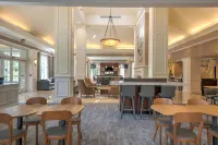 Courtyard Chapel Hill - 3-Star