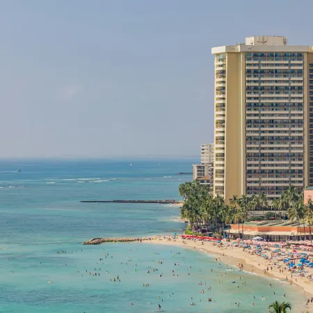 Waikiki Circle Hotel by Castle