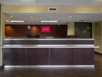 Red Roof Inn Edison - parking