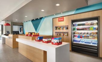 avid hotel BOSTON LOGAN AIRPORT - REVERE by IHG
