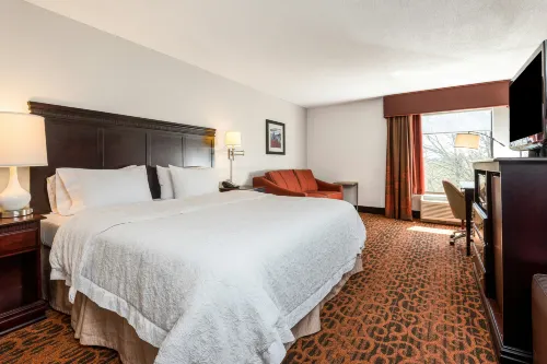 Hampton Inn Parkersburg-Mineral Wells - 2 estrellas