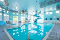 Sandman Hotel and Suites Squamish - Pools