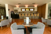 Hilton Garden Inn Barranquilla - bar
