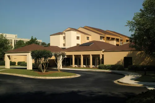 Courtyard Atlanta Executive Park/Emory - 3-Star