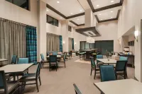 Hampton Inn & Suites West des Moines/SW-Mall Area - Parkplatz