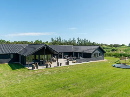 5 Star Holiday Home in Norre Nebel - parking