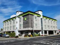 The Atrium Hotel - SFO Airport Free! - Shuttle Bus - Parking - Wifi - 2-Star
