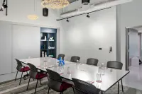 Aloft Fort Lauderdale Airport - Nouto- ja jättöpalvelut