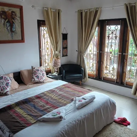 Pukyo Bed and Breakfast Belgian Lao Hotels in Phonsavan