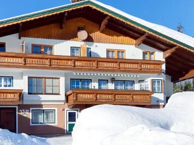 Bergkamerad Hotels near Schildlehen 79, 8972 Ramsau am Dachstein, אוסטריה
