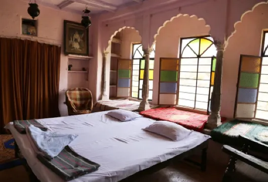 Haveli Uma Megh Tourist Guest House