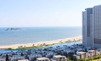 Xiangyu Holiday Apartment (Yangjiang Hailing Island Minjie Huangjin Hai'an)