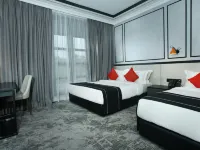 Stanton Hotel Hotels near Borneo Trading Post
