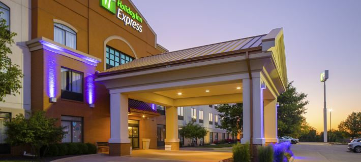 Holiday Inn Express BLOOMINGTON WEST by IHG Hoteles en Condado de McLean