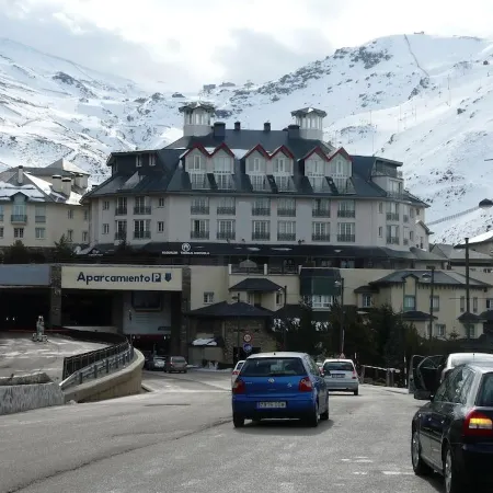 Apartamentos Sabica Nevada Plaza