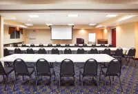 Holiday Inn Express & Suites Cincinnati SE Newport Hotels in Bellevue