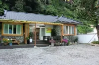 Boeun Dongne Pension โรงแรมใกล้วัด Beobjusa Temple