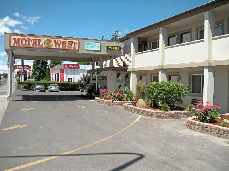 Motel West